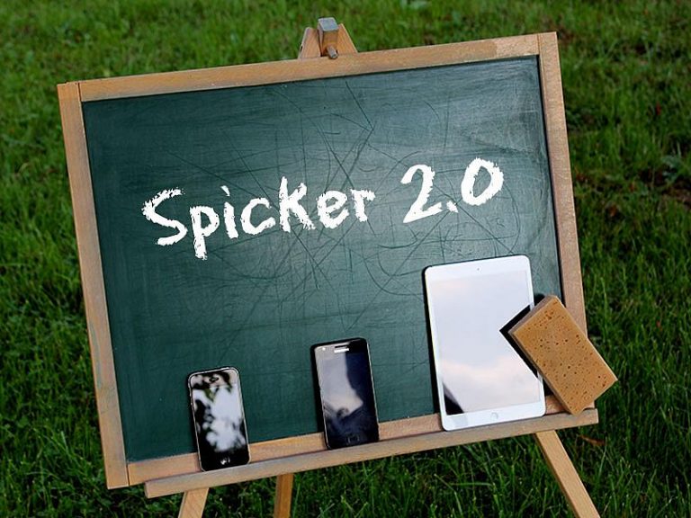 Tafel mit Aufschrift "Spicker 2.0"